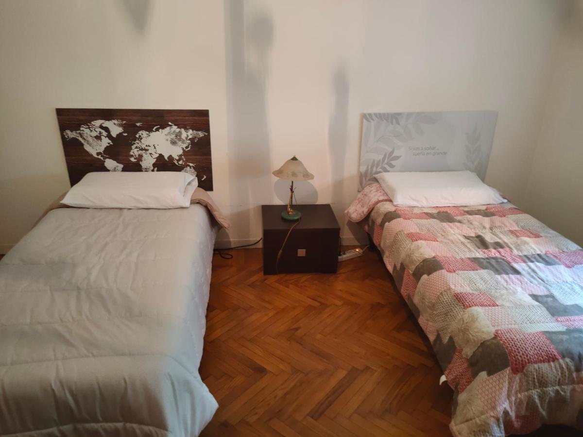 Casa - House Xavier Una Casa Famigliare , Dame Entra Solo Chi A Un Bel Cuore , Non'E Il L'Intero Alloggio Solo Stanze E Bagno Apartment Торино Екстериор снимка